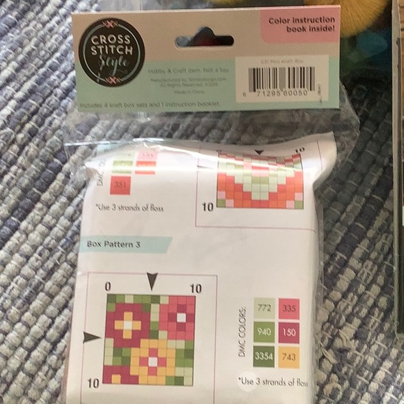 2 craft sets cross stitch plus string - Picture 4 of 12